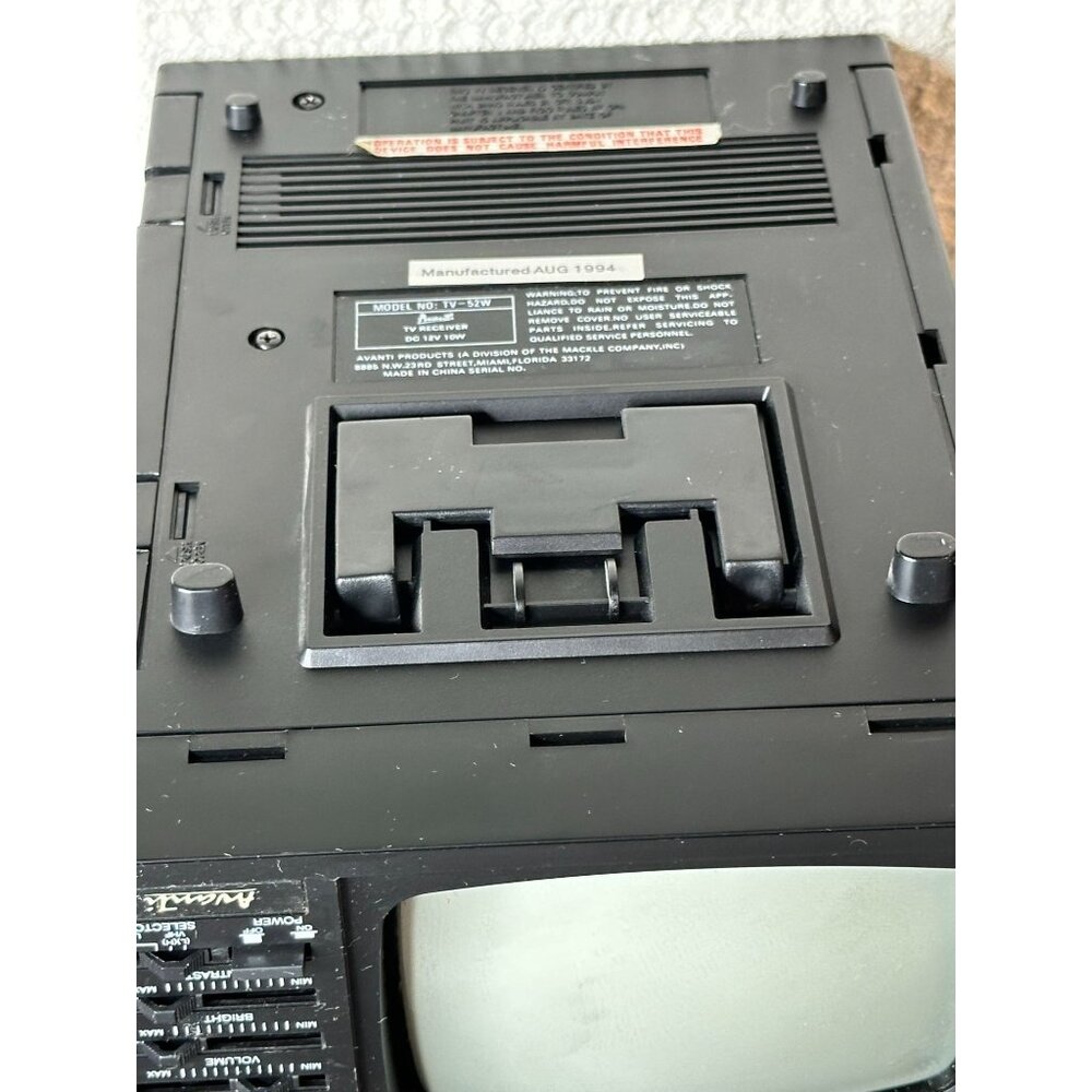 Avanti Portable Retro Analog TV VHF/UHF Tuning Handle Model TV-52W 90s B&W WORKS - Picture 5 of 16